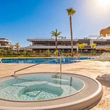 Oasis Village - Laguna Rosa & Sport Torrevieja